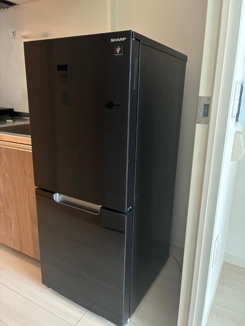 値下げしました【送料込み】SHARP 2022年製冷蔵庫SJ-GD15H-B