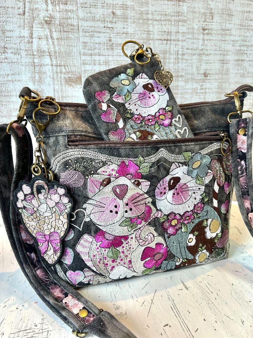 シータ様♡お纏めリクエスト※刺繍のふんわり軽量ショルダーバッグ♡など