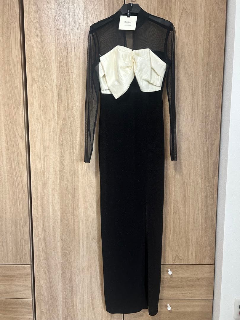 【LEJA LUXE】フロントツイストデザインシアースリットIラインドレス