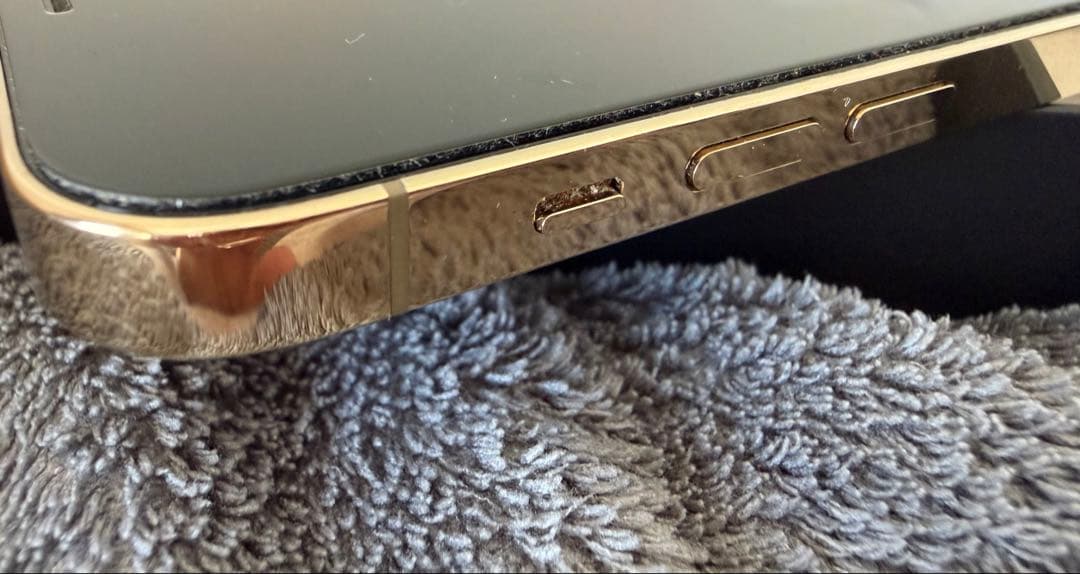 m*i様 Apple iPhone 12 Pro ゴールド 本体