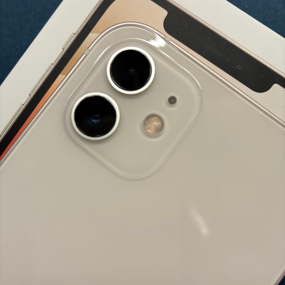 iPhone12 64GB ホワイト SIMフリー バッテリー79%