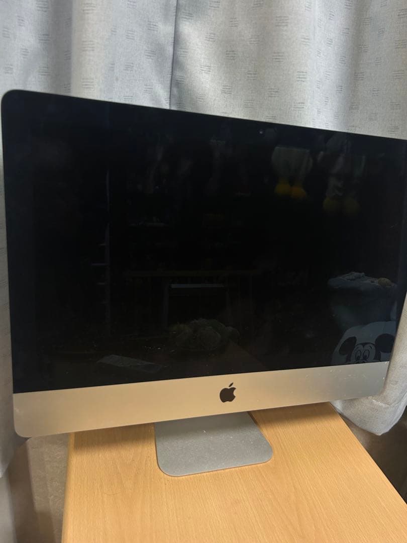 Macデスクトップ Apple iMac 21.5-inch, Late 2015