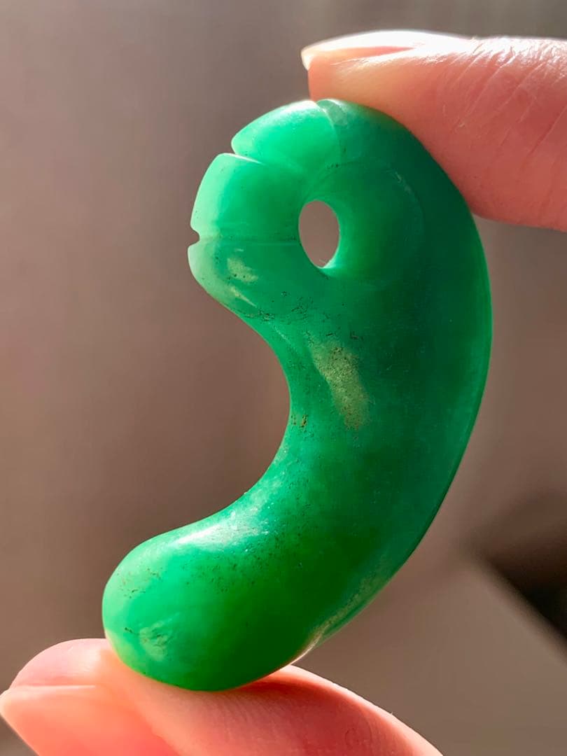 古墳期　出土　ろうかん糸魚川翡翠勾玉　縄文　弥生　石器　大珠　根付　土器　化石