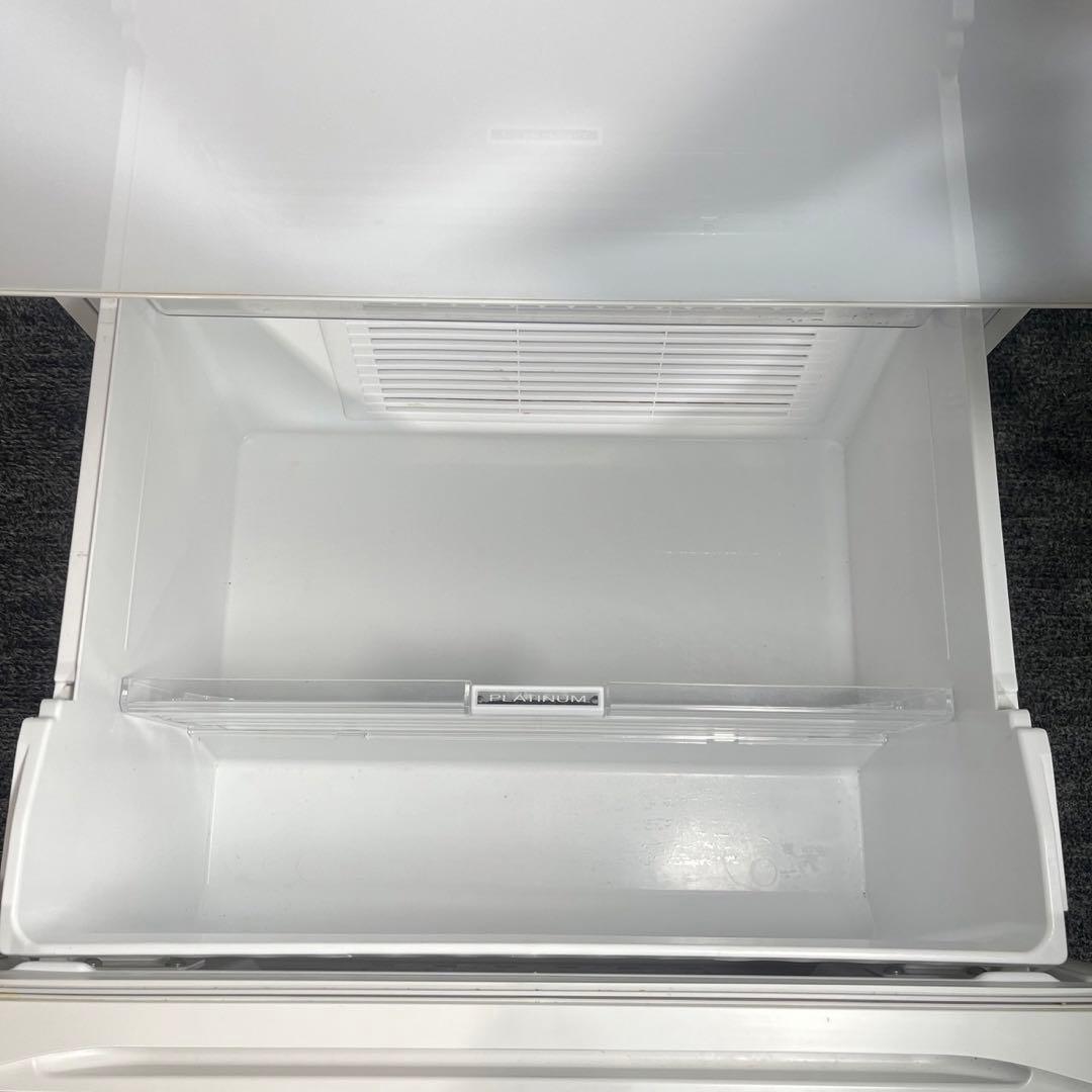 HITACHI 冷蔵庫 R-HW52N(XW) 520L 2021年製 D081