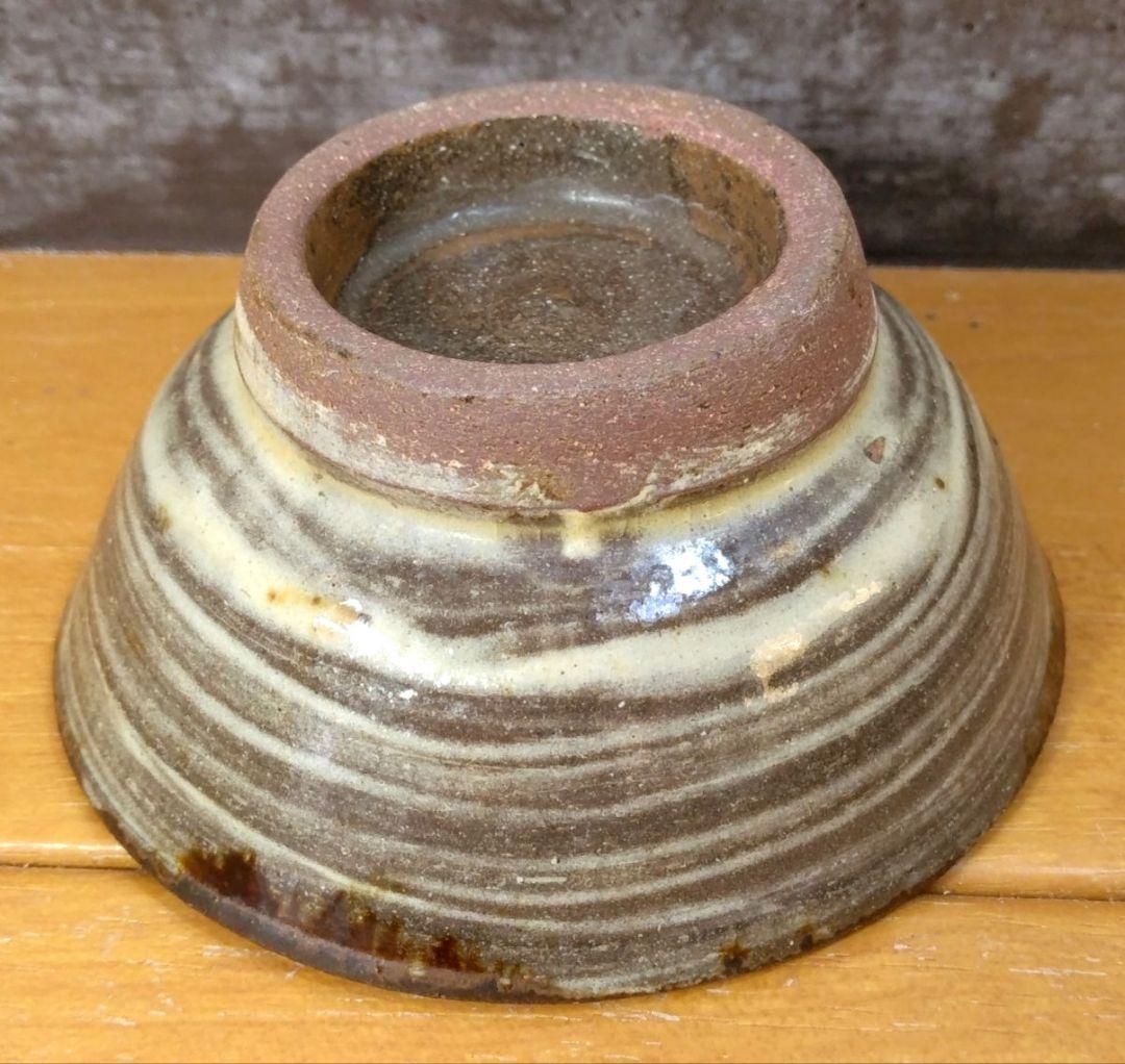 人間国宝 金城次郎 壷屋焼ぐい呑 栞 共箱 美品 大人気笑魚紋 やちむん 壺屋焼