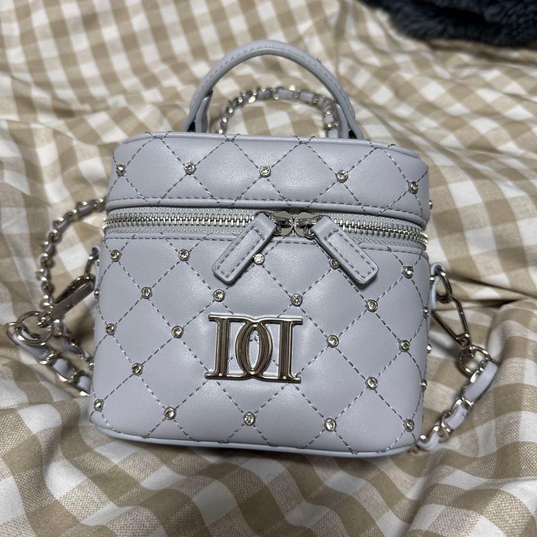 ダーリッチ キルティングビジュースクエアミニバッグ