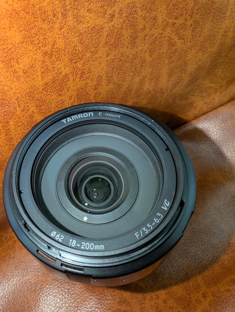 TAMRON Eマウント 18-200mm ズームレンズ