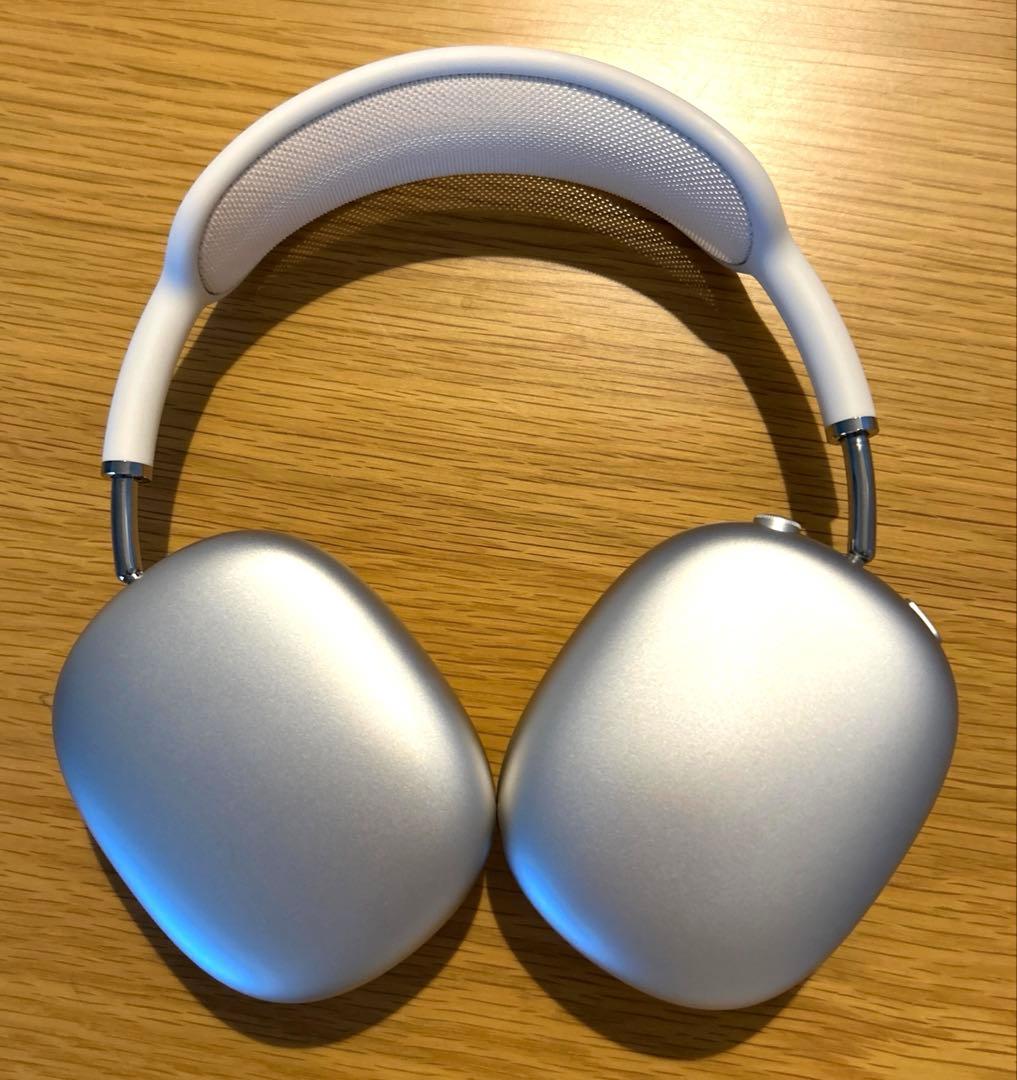 AirPods Maxスターライト タイプCモデル アップル限定保証内【美品】
