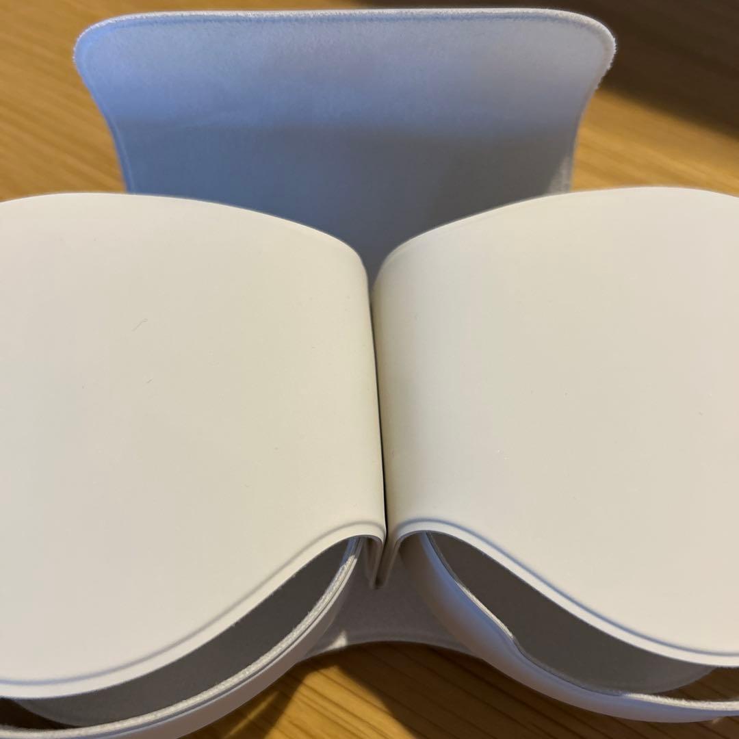 AirPods Maxスターライト タイプCモデル アップル限定保証内【美品】