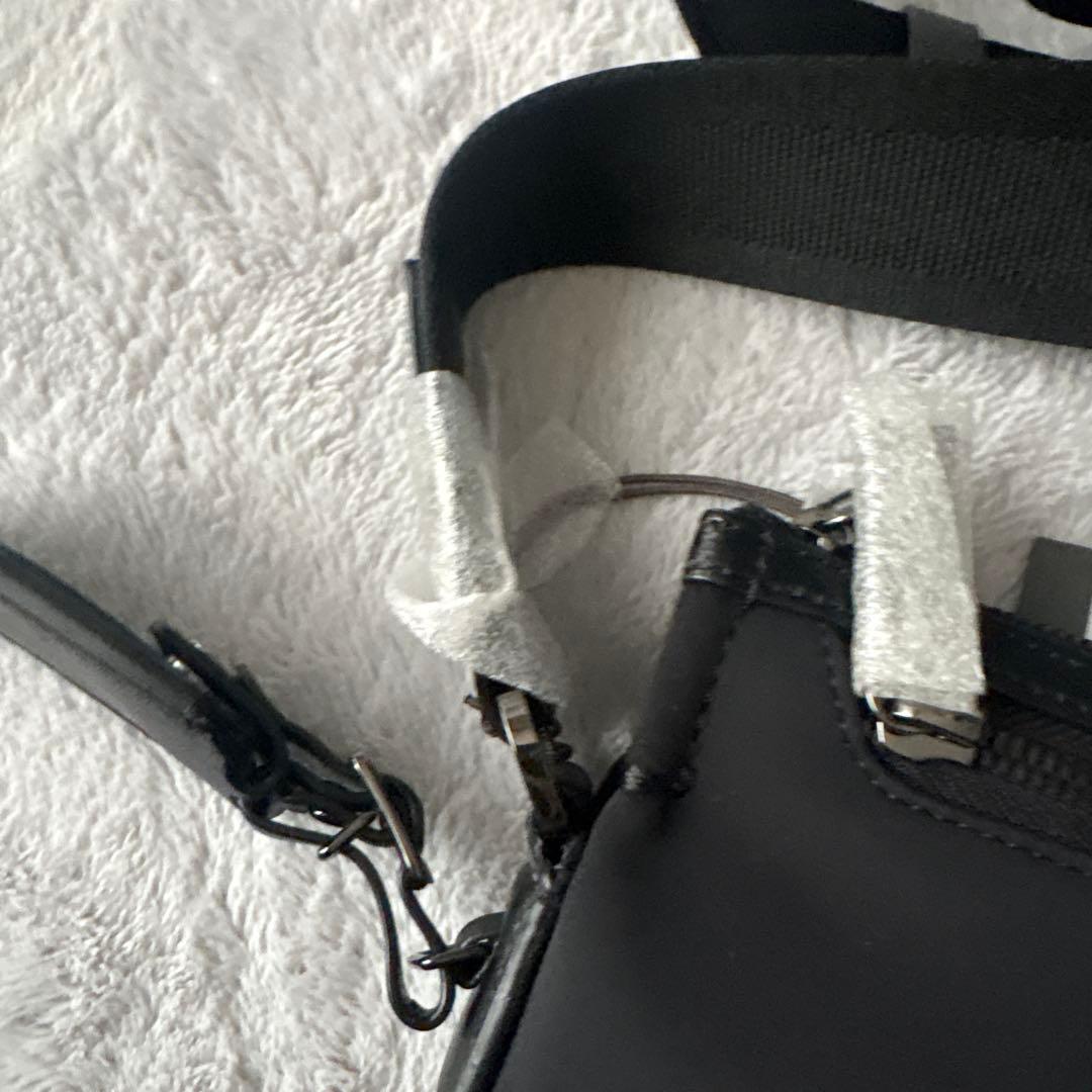 tumiショルダーバッグ　トゥミ　TUMI