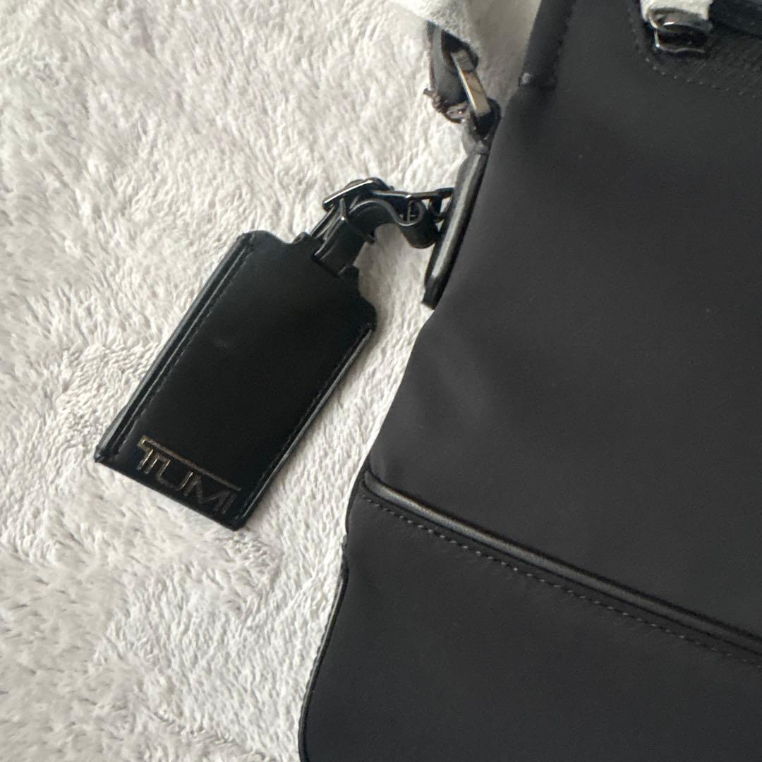 tumiショルダーバッグ　トゥミ　TUMI