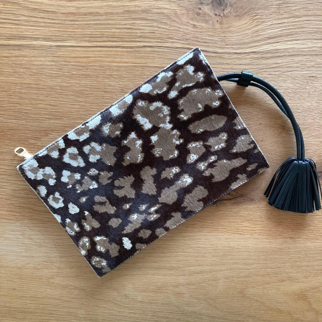 【LOEWE】【新品】クラッチ ポーチ スウェード アニマル柄 レオパード