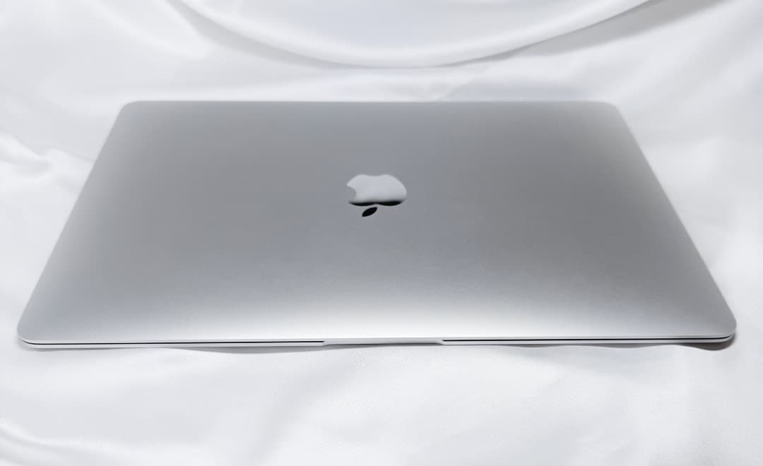 MacBook Air M1 8GB 256GB 13.3インチ シルバー