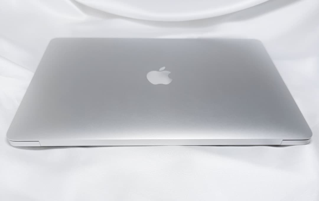 MacBook Air M1 8GB 256GB 13.3インチ シルバー