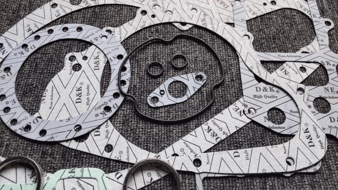 スズキ GSX400E エンジンガスケットセット 11173-44210 相当品