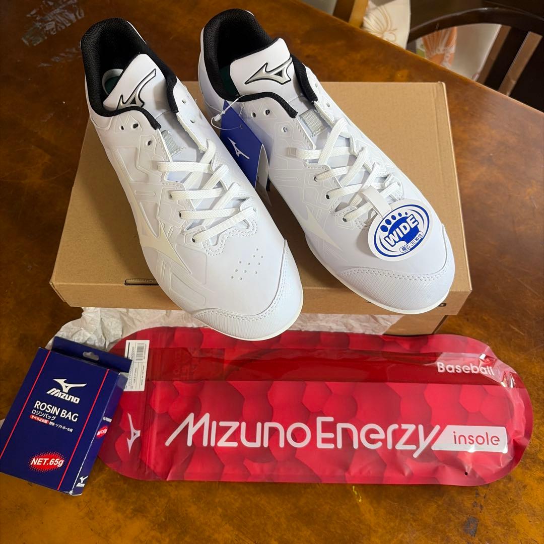 ミズノライトレボバディー27、エナジーインソール、ロジン