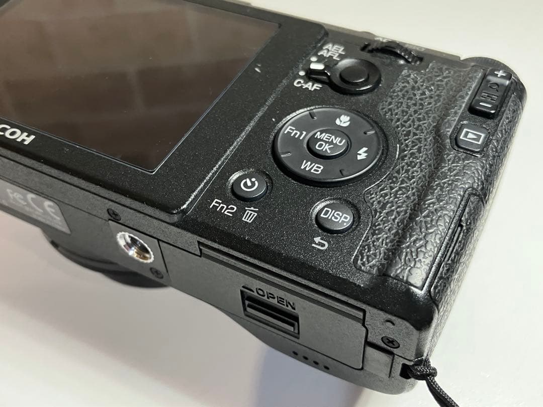 k*様 RICOH GR II 要修理品（故障中）