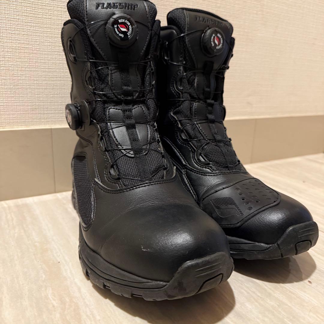 美品　フラッグシップ　ライディングブーツ　BOA 簡単脱着　黒　レザー　28cm