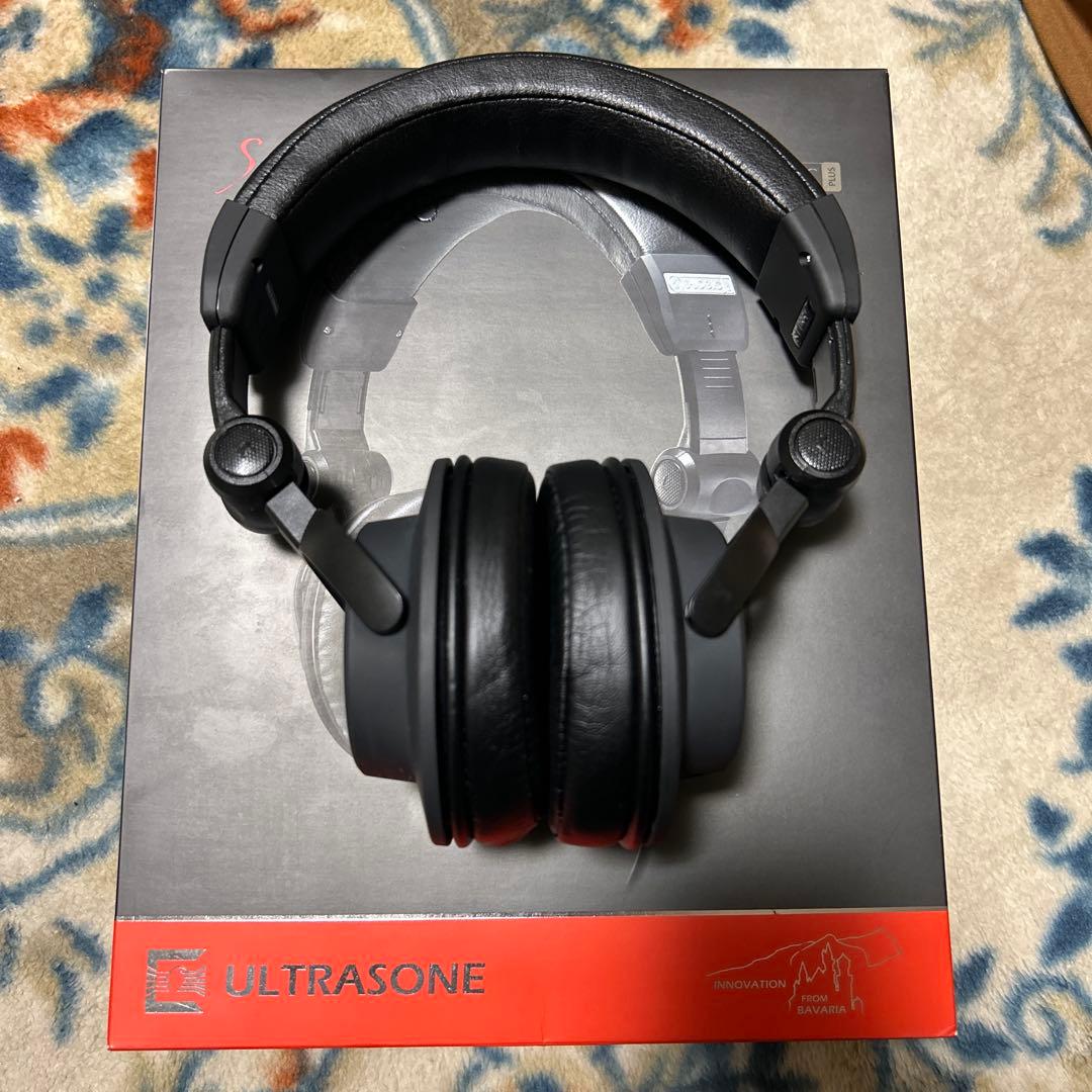 ULTRASONE Signature Studio ヘッドホン