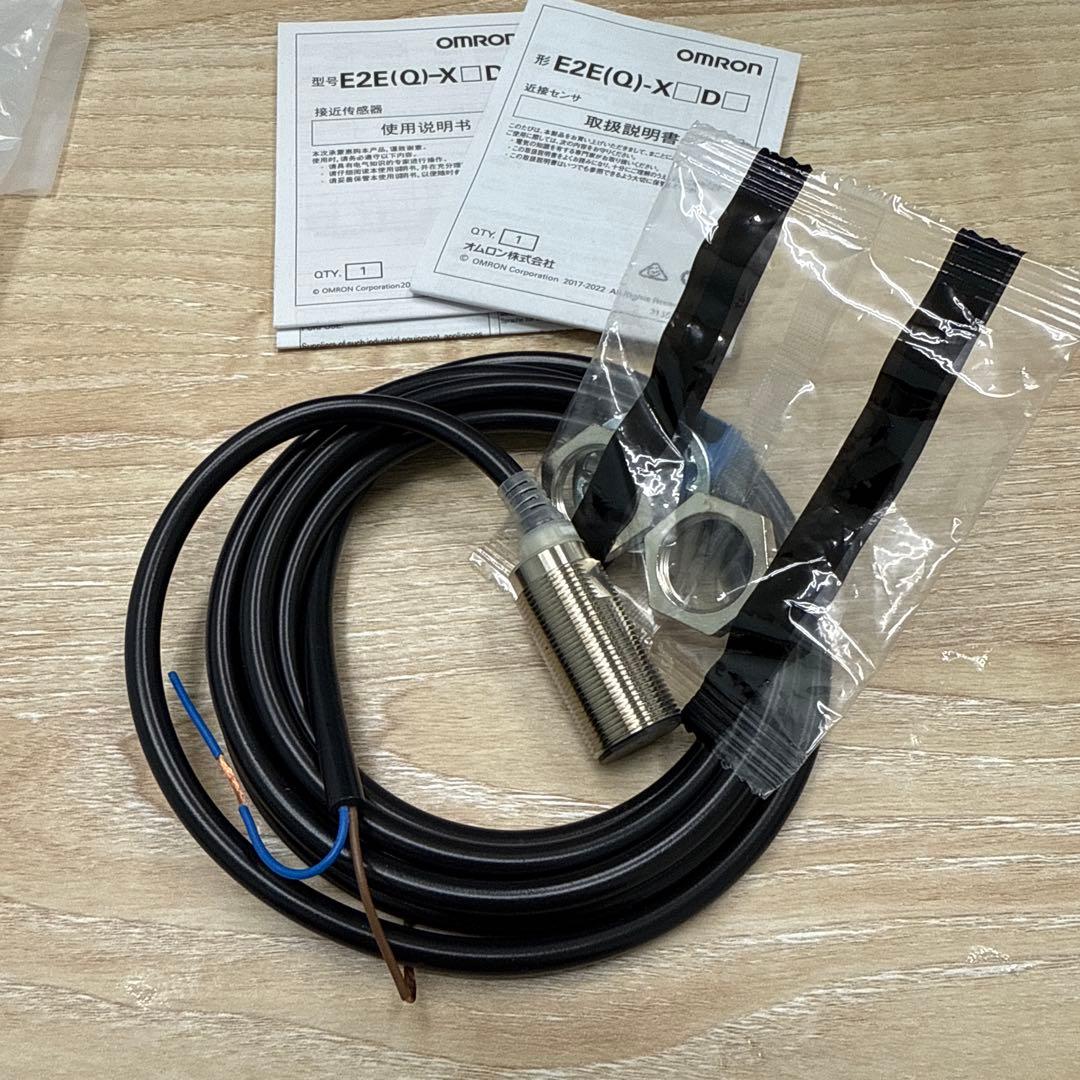 近接スイッチ omrom オムロン　E2E-X11D118 2m. 3個