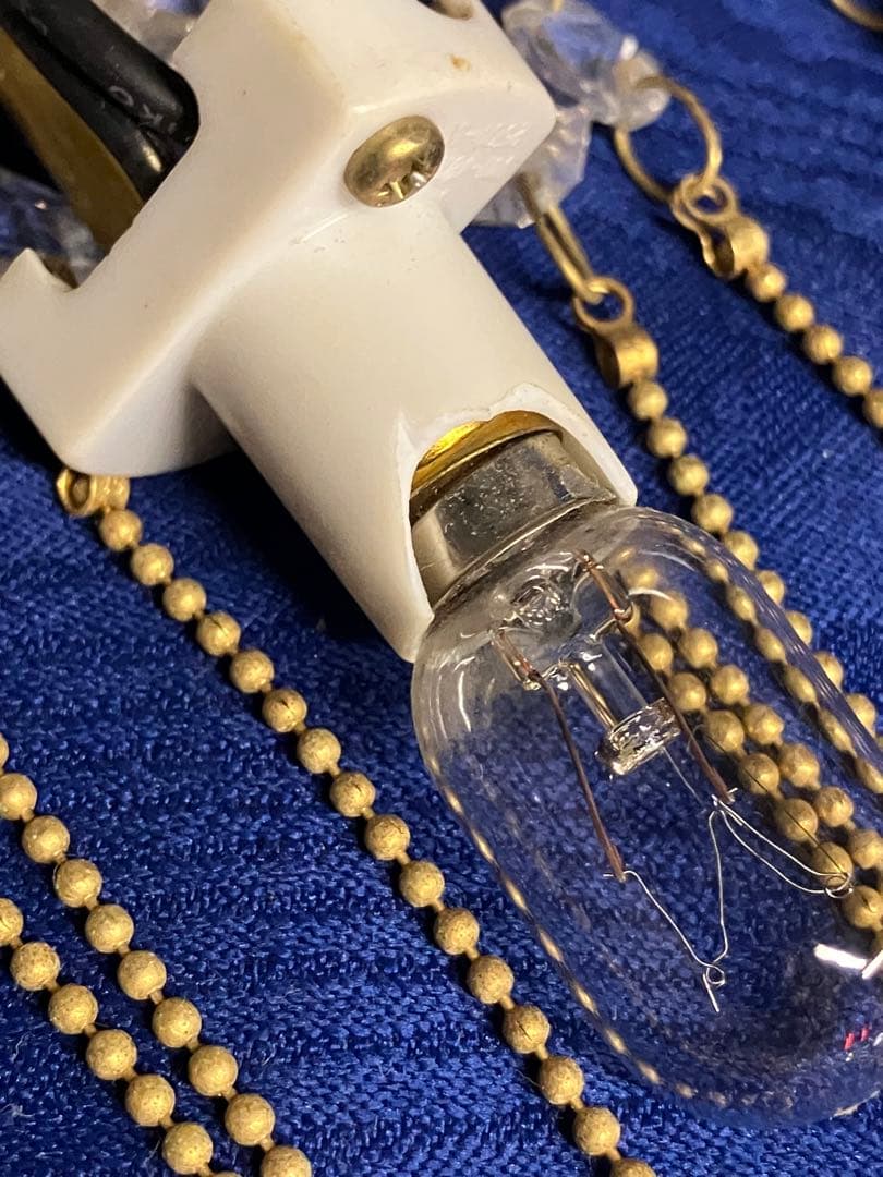 ゆ*よ様 エレガントなゴールドシャンデリア　昭和レトロ　２個セット　配線ぶつ切り