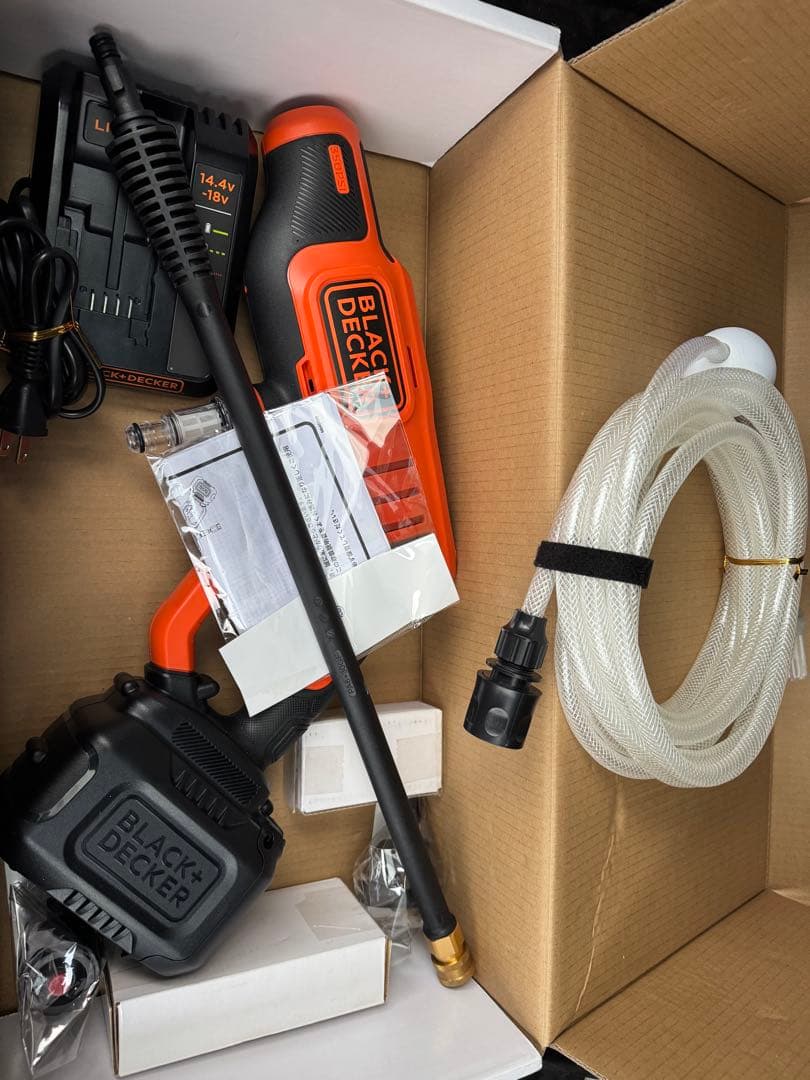 送料込み美品あると助かるBLACK+DECKER 18Vコードレス高圧洗浄機