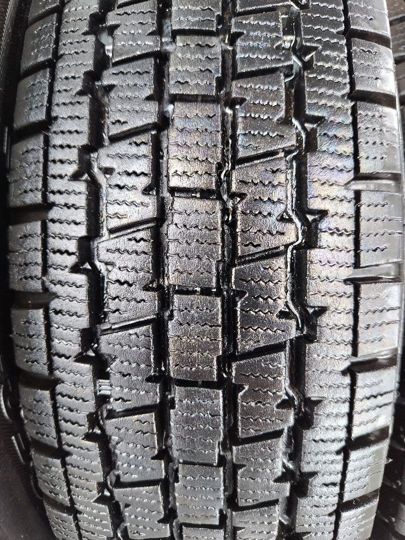 Ⓑ145R12・LT【2/2】軽トラ用スタッドレス・鉄ホイール付、２本分割