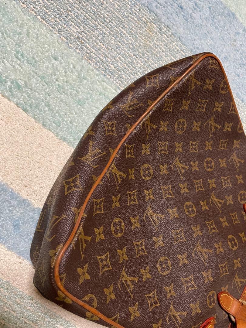 Louis Vuitton モノグラムショルダーバッグ