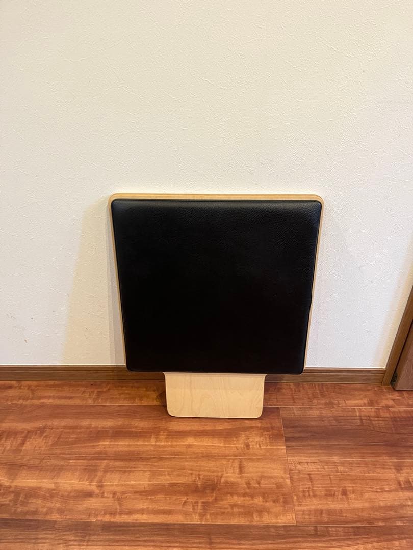 ピラティス折りたたみリフォーマー レザー調 黒