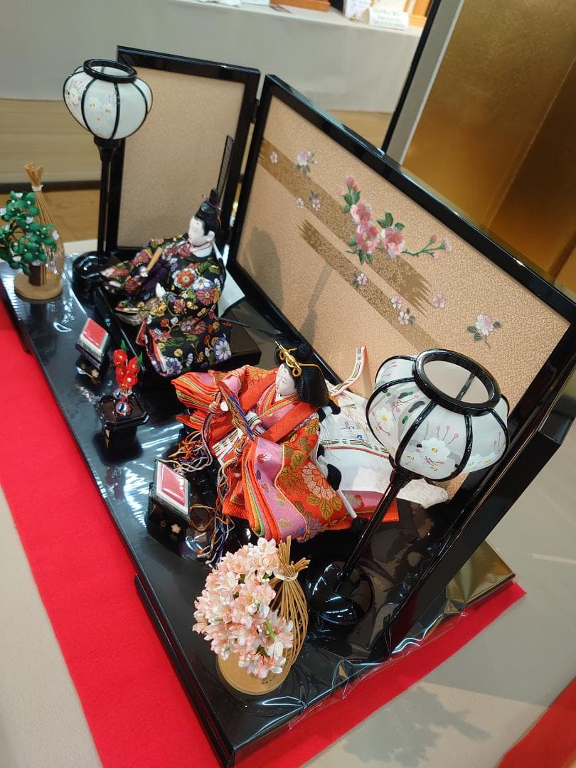 ●新品おひなさま●　さくら刺繍屏風　フルセット