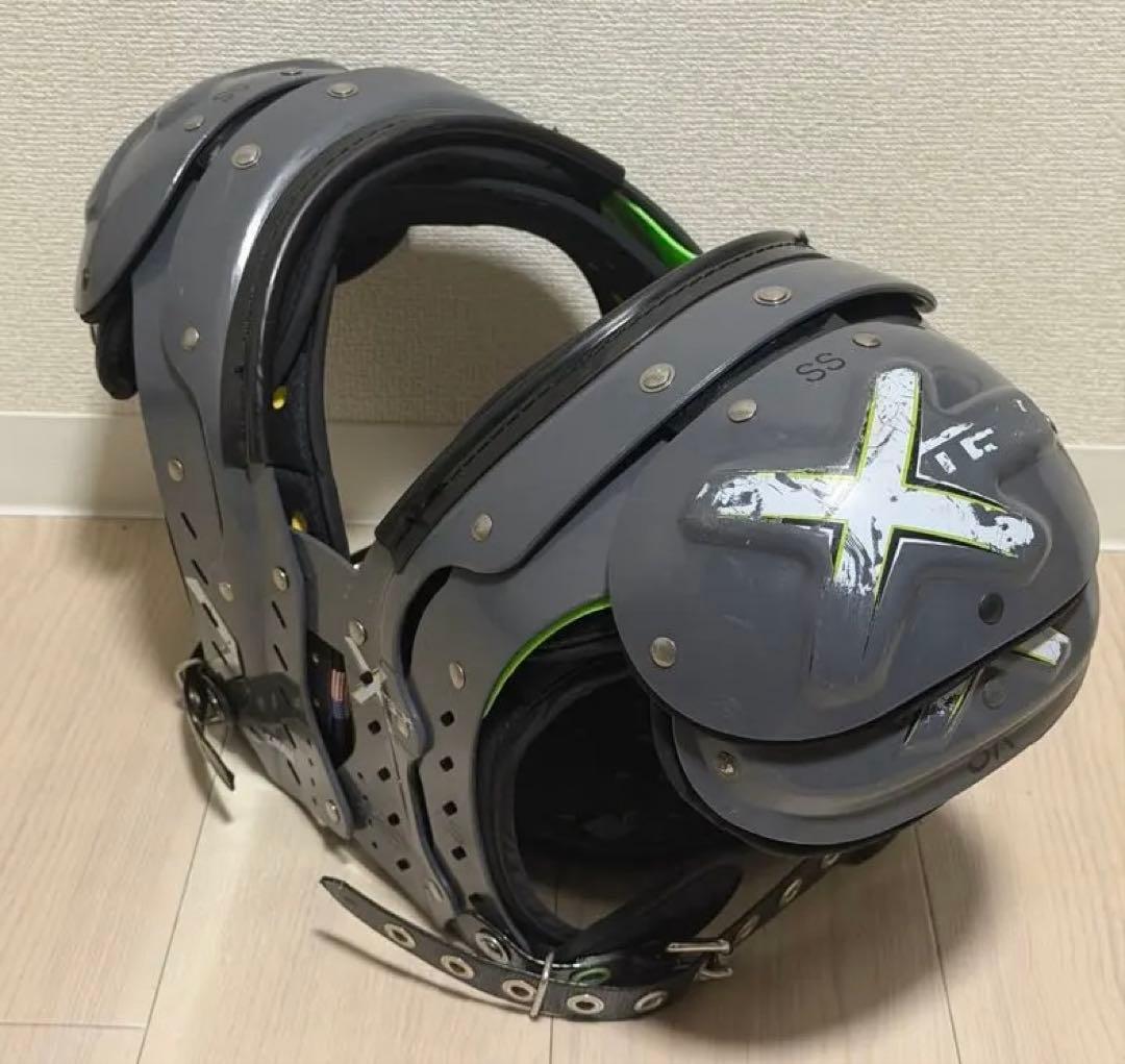 Xtech ショルダーパッド Super skill S バックプレート付き