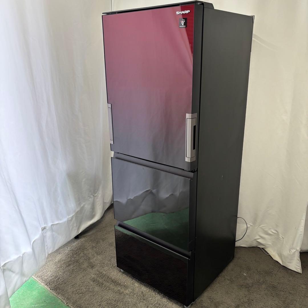 冷蔵庫　シャープ　300ℓ級　赤　プラズマ　自動製氷　両開　設置無料　安い　綺麗