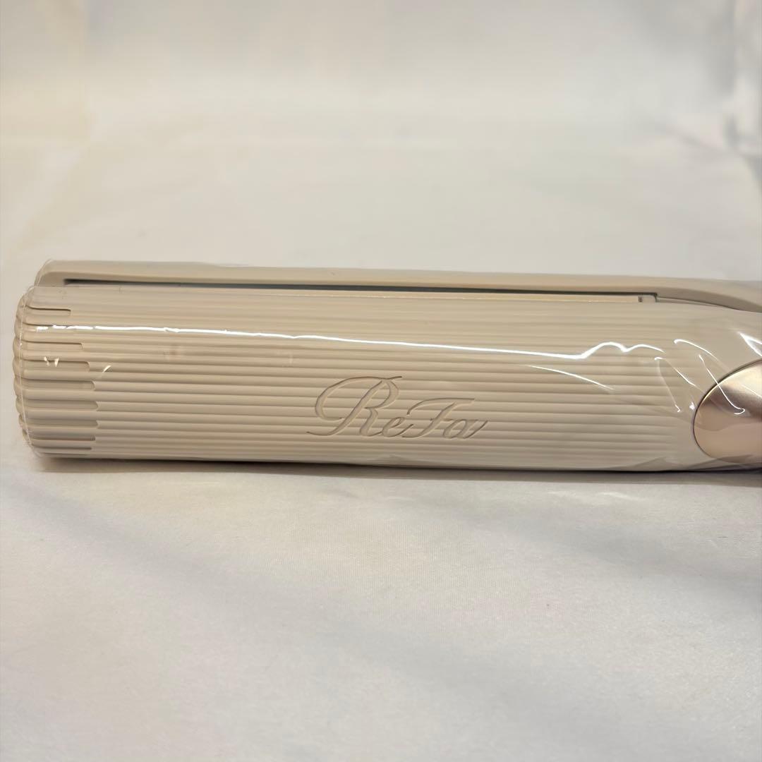 新品未使用 リファ RE-AT-20A ストレートアイロン 00001