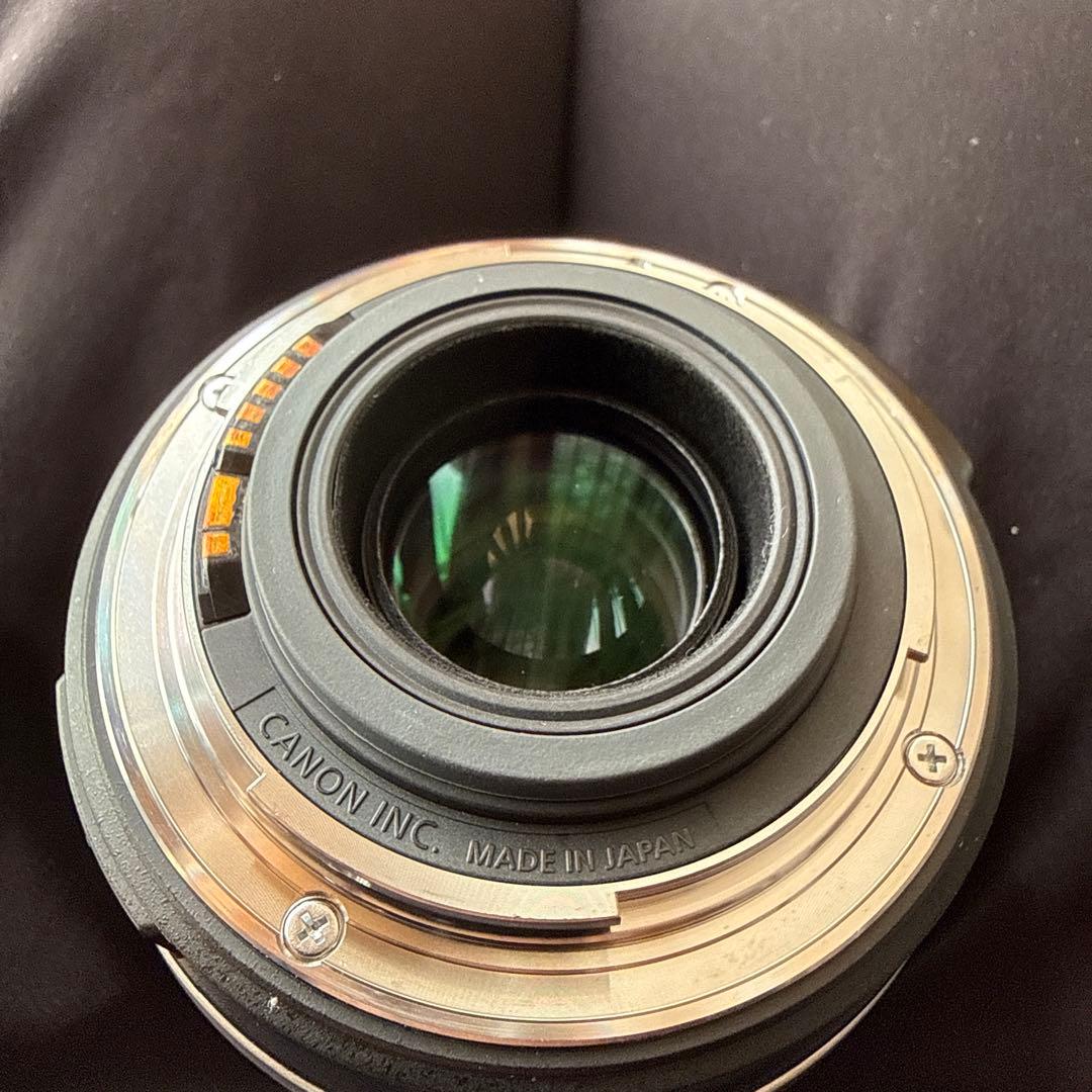 Canon EF-S 18-200mm ズームレンズ