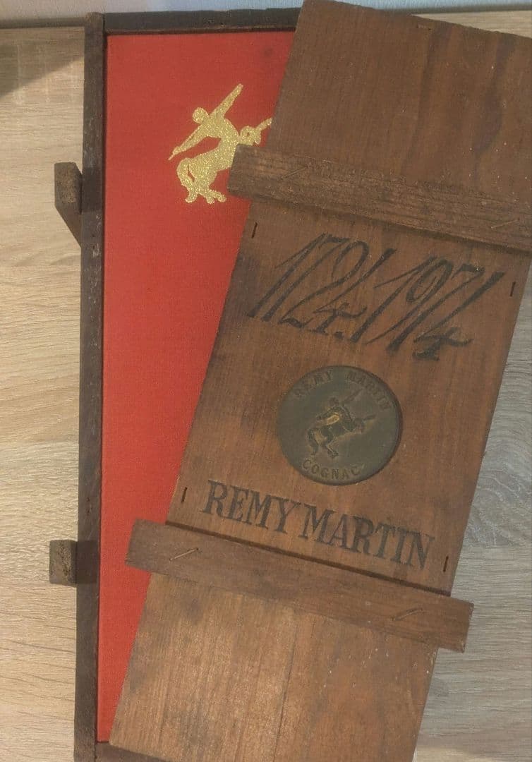♥大特価限定お値下げ♥レミーマルタン　250周年記念　ブランデー　1724年