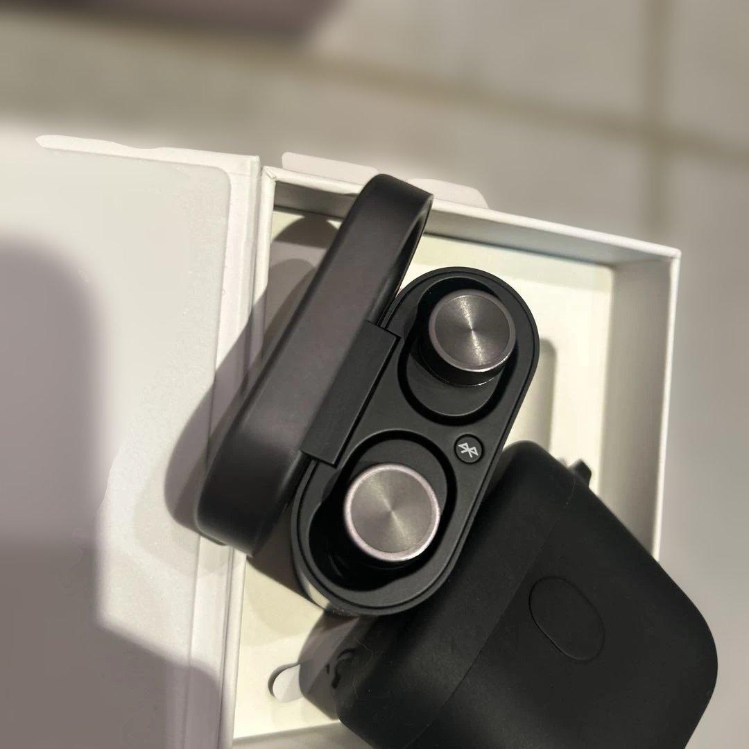 B&W ワイヤレスイヤホン Pi7S2 ブラック