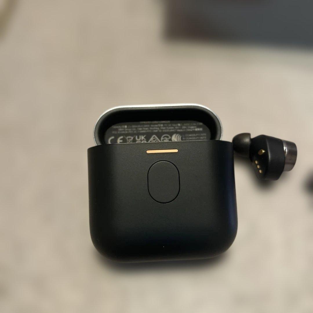 B&W ワイヤレスイヤホン Pi7S2 ブラック