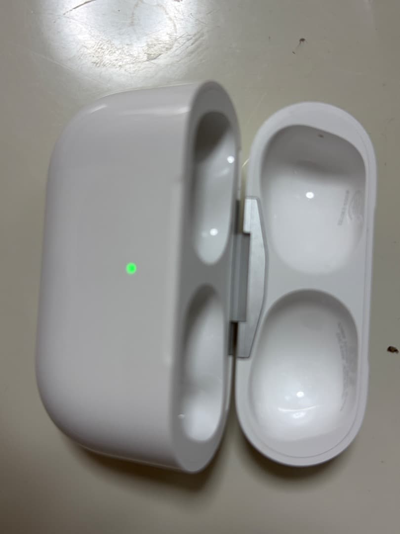 Apple 正規品　AirPods Pro2 本体 ホワイト　usb-c
