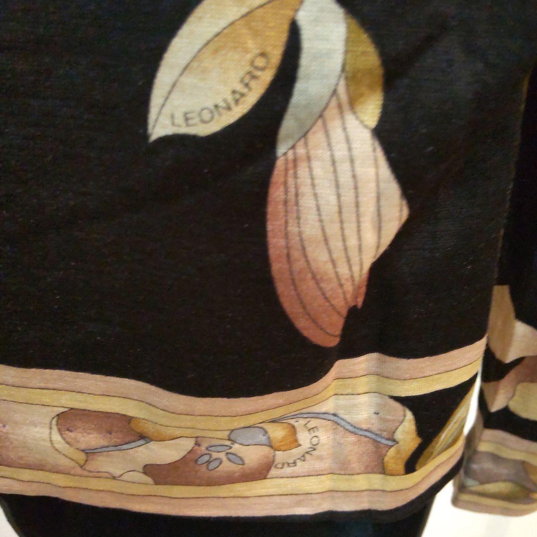 ♥️値下げしました♥️レオナール後ろファスナー付きカットソーロゴ入り