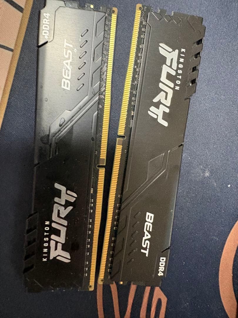 メモリー FURY BEAST DDR4 3200Mhz(32GB)16gx2