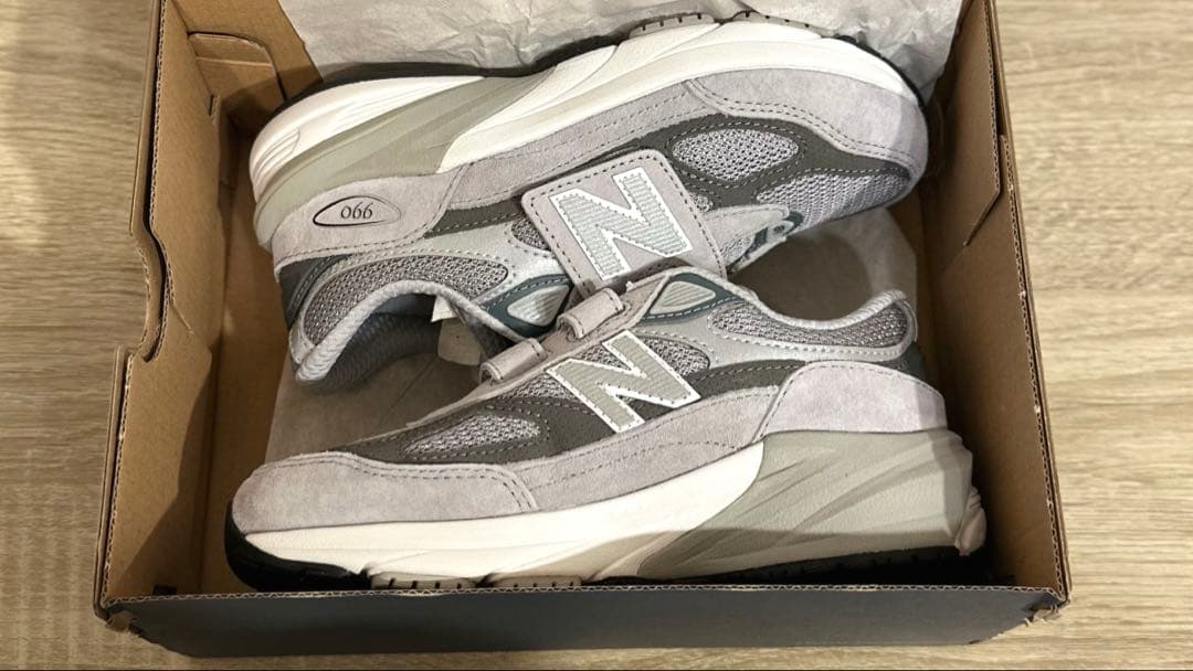 【新品】New Balance PV990GL6 KIDS 19㎝ 定価以下