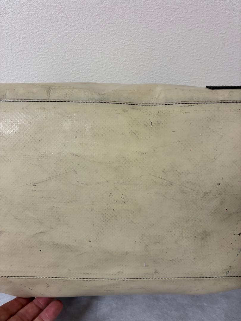 フライターグ LOIS F45 ボストン　ショルダー　ホワイト系