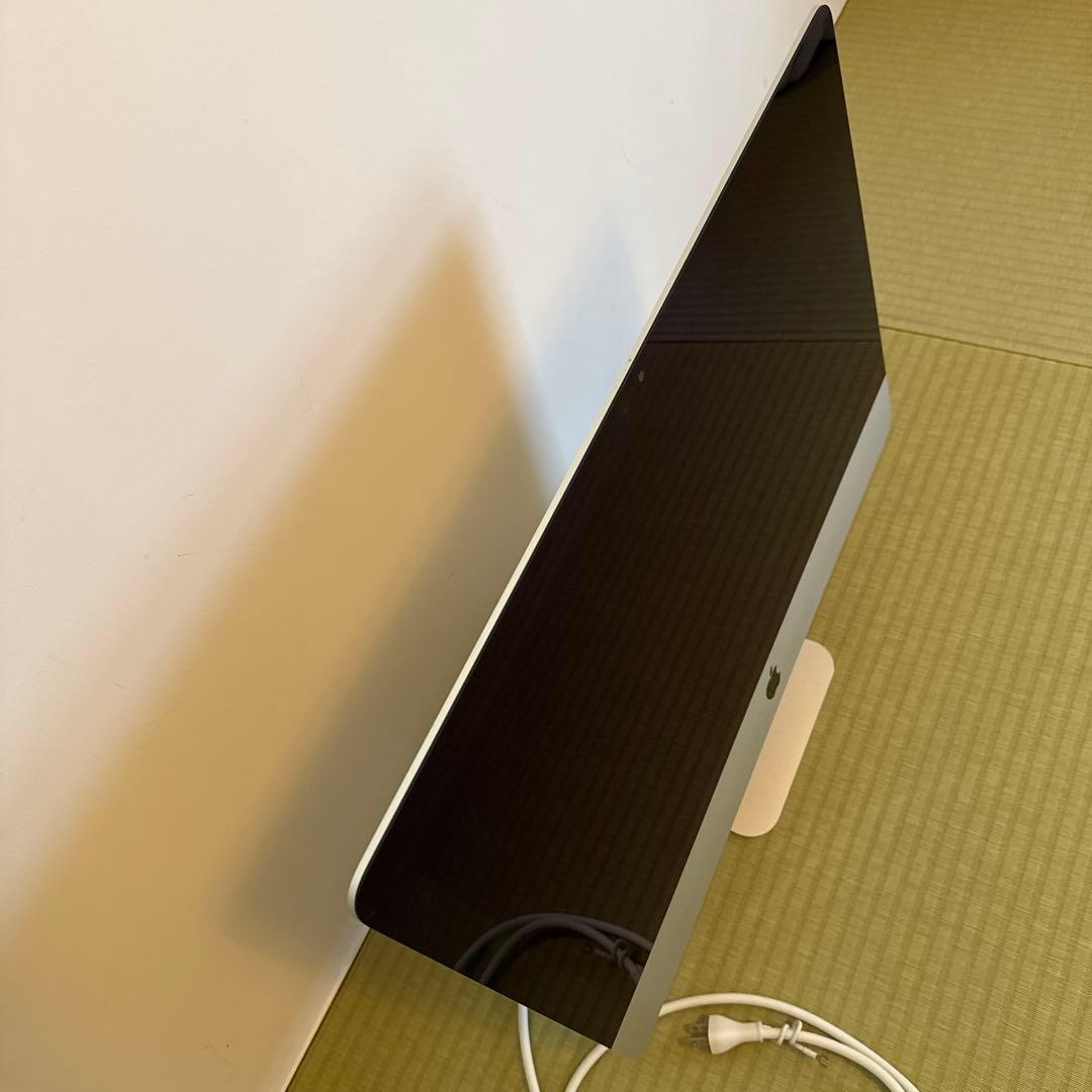 Apple iMac 21.5インチ 純正キーボード付き