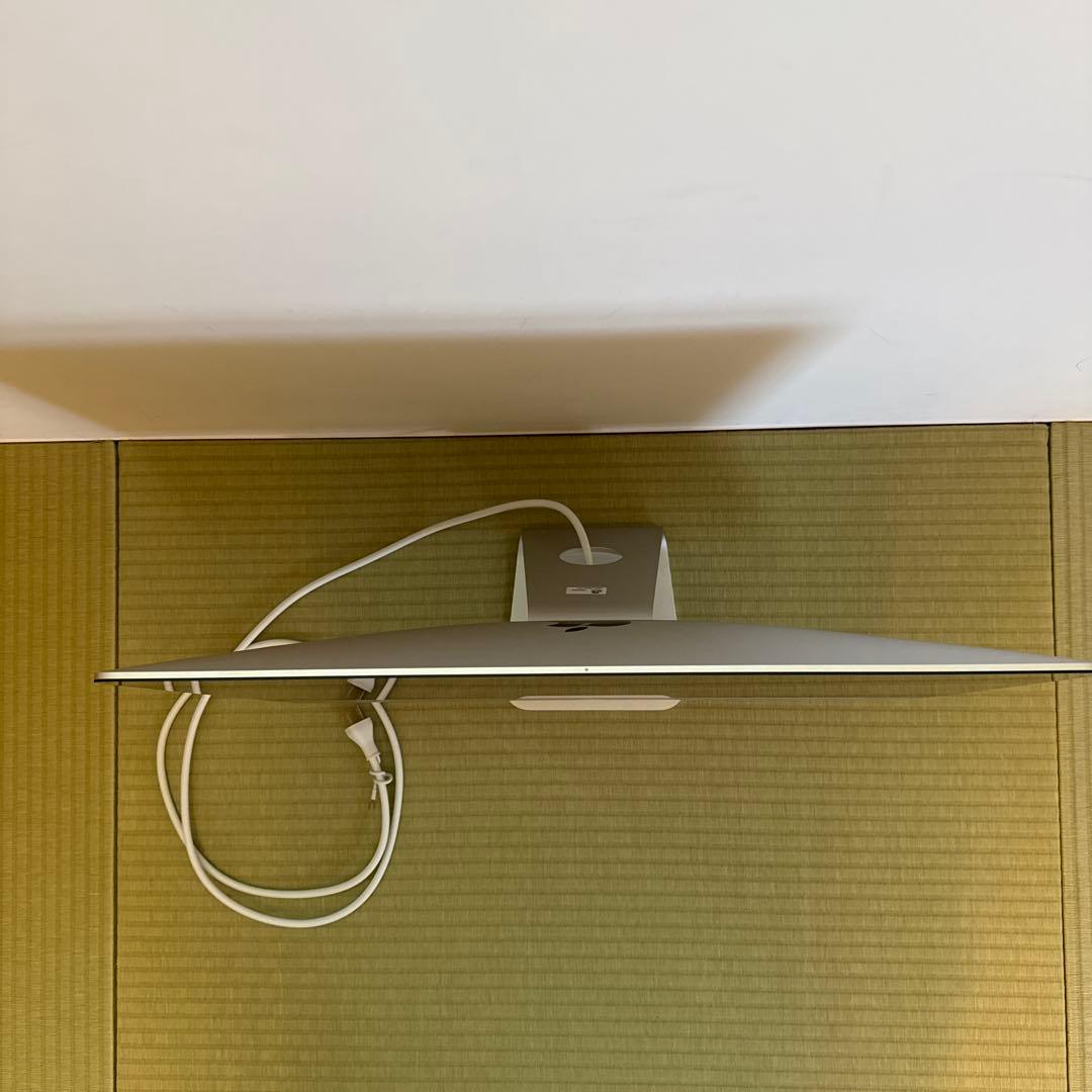 Apple iMac 21.5インチ 純正キーボード付き