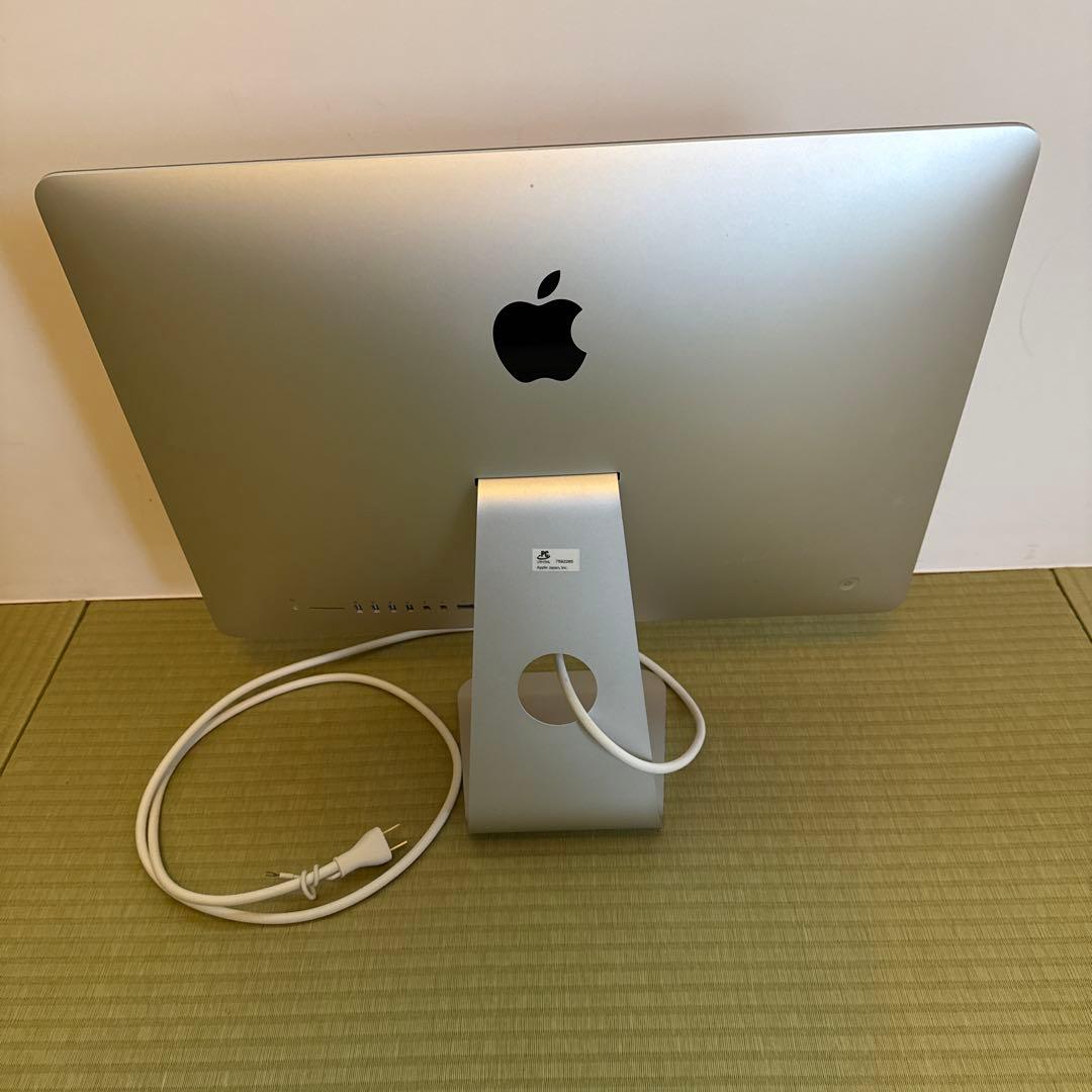 Apple iMac 21.5インチ 純正キーボード付き
