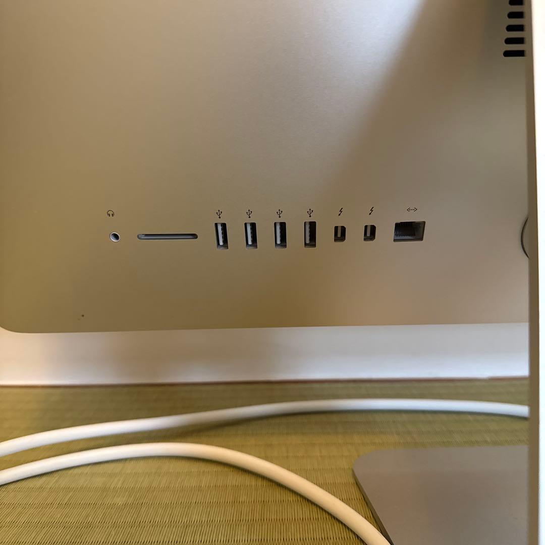 Apple iMac 21.5インチ 純正キーボード付き