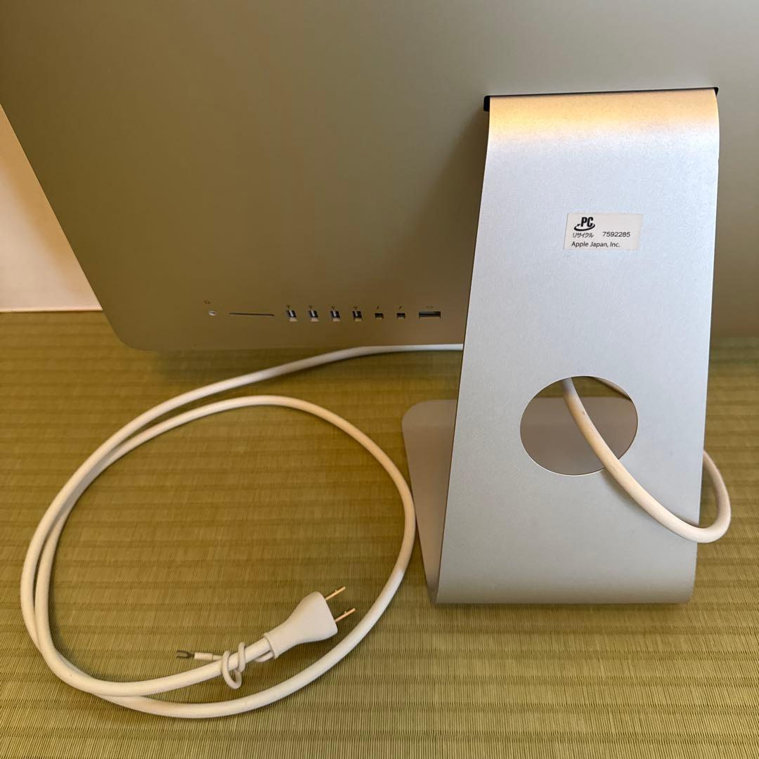 Apple iMac 21.5インチ 純正キーボード付き