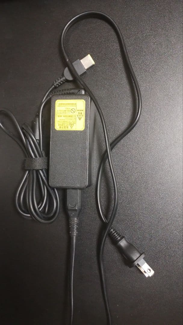 動作品 Lenovo core i3 Win11Pro 新品SSD240GB