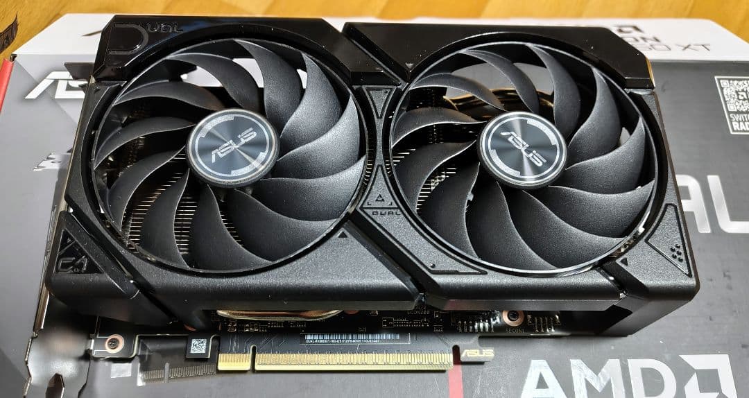 新古品　ASUS DUAL Radeon RX 9060 XT 16GB