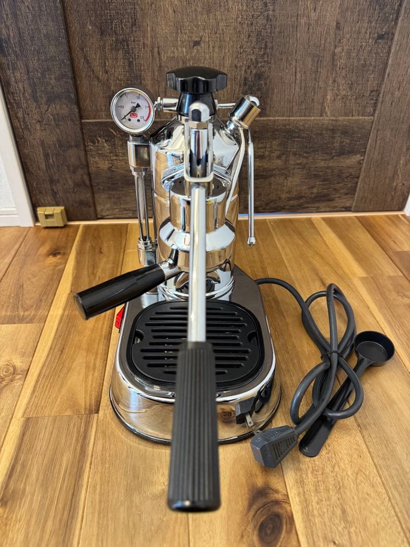 よだ。パボーニ　pavoni